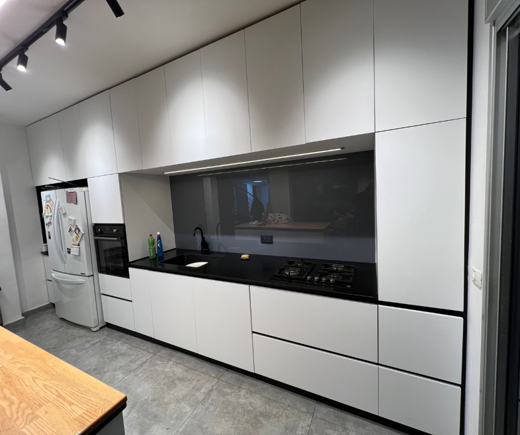 טפטים לארונות מטבח