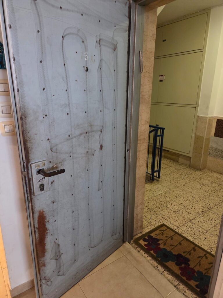 טפטים לדלתות